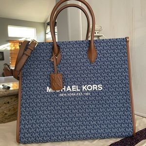 New Michael Kors miltela large tote denim multi